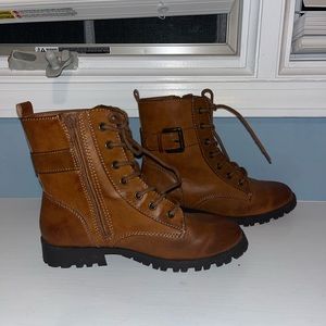 SO Combat Boots 7 1/2